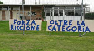 striscione_supporters_riccione_calcio