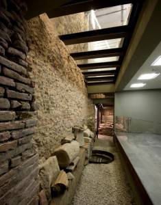 mura romane agolanti