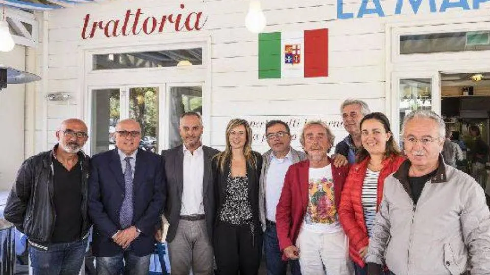 foto di gruppo alla presentazione dell’iniziativa
