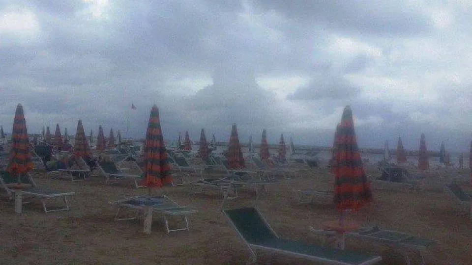 La spiaggia di Rimini (repertorio)