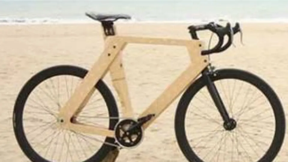una woodbike