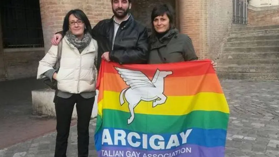 L’assessore regionale Petitti, marco Tonti di Arcigay Rimini e il consigliere Rossi.