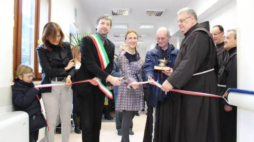 il taglio del nastro della casa ‘Le Grazie’