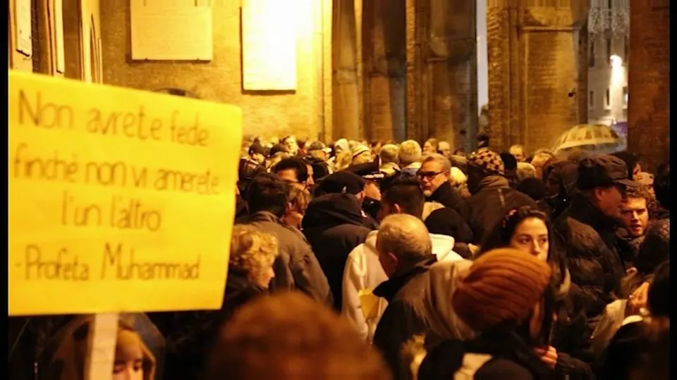 la manifestazione in piazza (Newsrimini.it)
