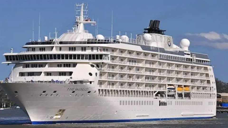la nave ‘the world’
