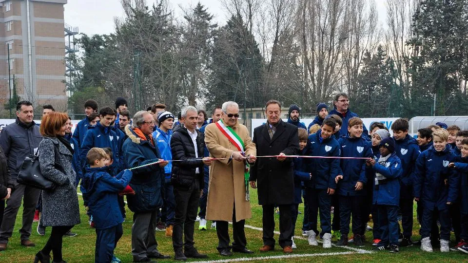 Il taglio del nastro
