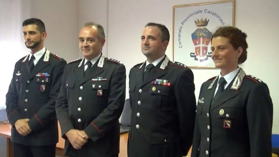 I tre nuovi ufficiali con il comandante provinciale