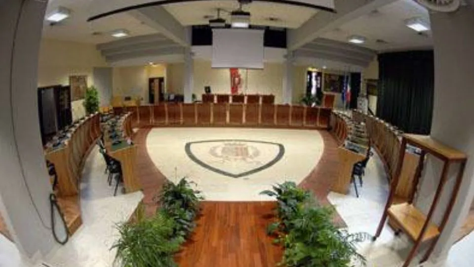La sala del consiglio comunale di Rimini
