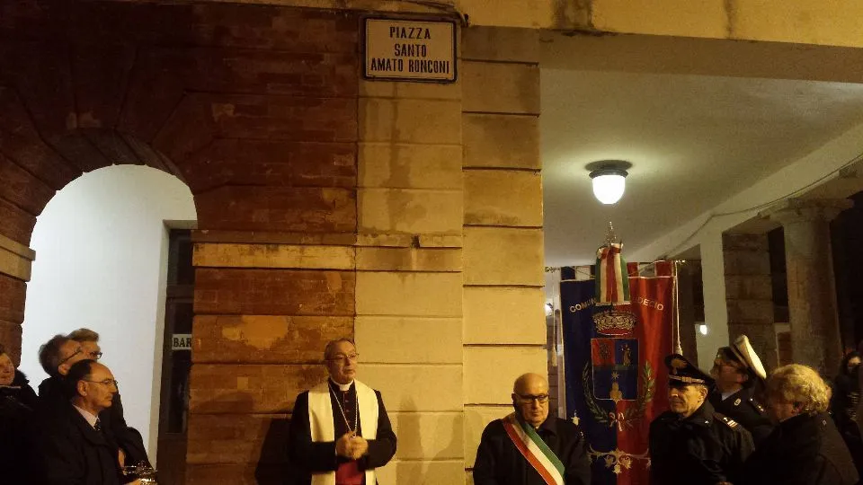 Il momento in piazza
