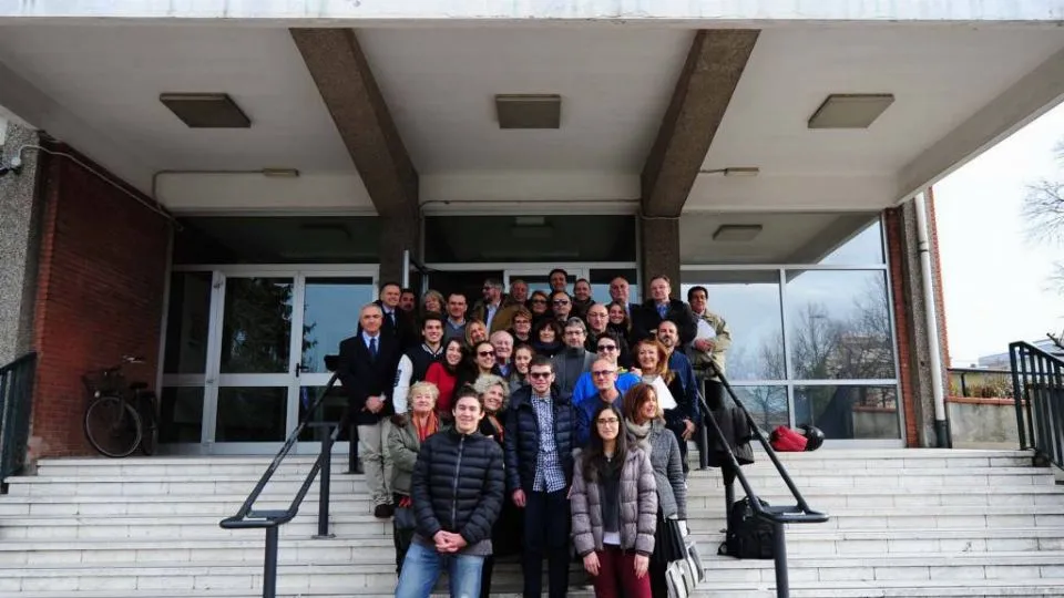 la foto di gruppo alla presentazione del ‘Rimini high school camp’