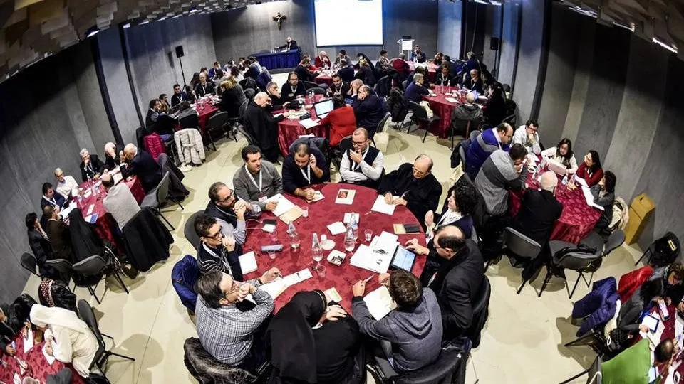 i tavoli di lavoro
