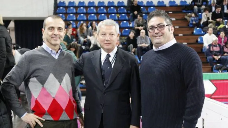 Mirco Navacchi, il presidente della Lega Pallavolo, Mauro Fabris, e Gabriele Pace