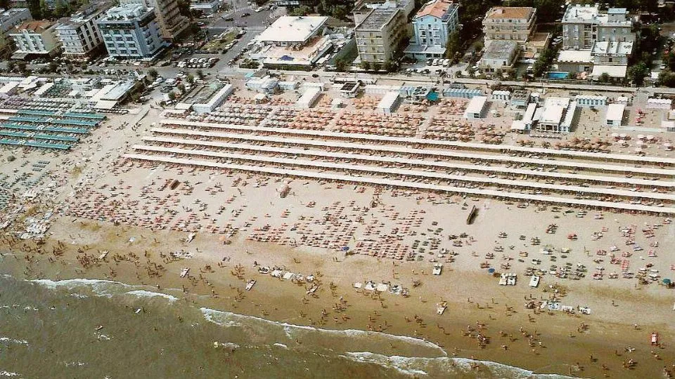La spiaggia 
