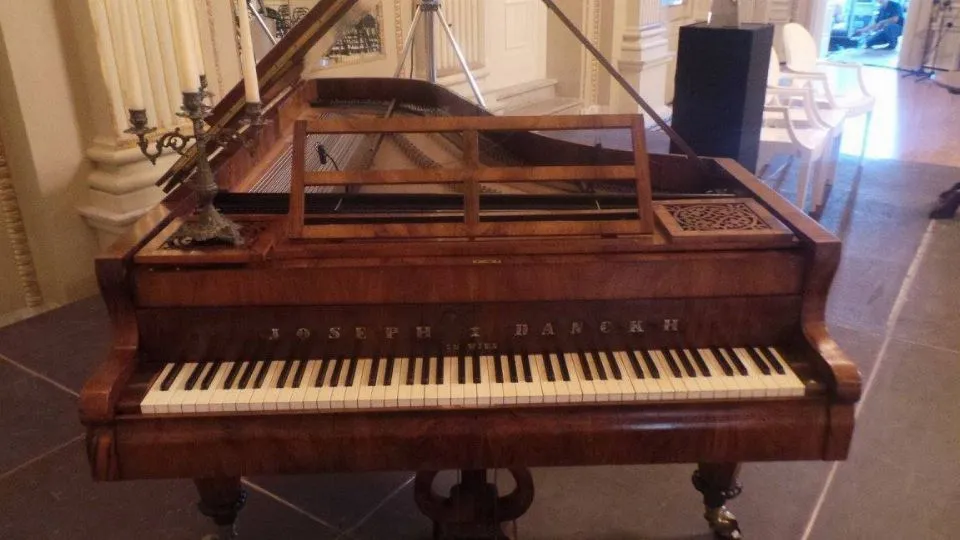 Il pianoforte restaurato
