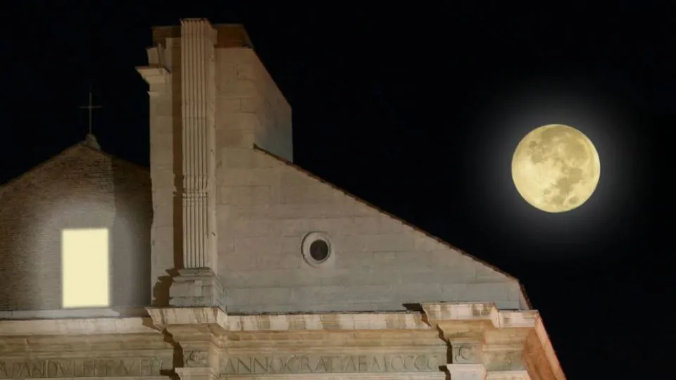 Il Tempio Malatestiano di notte
