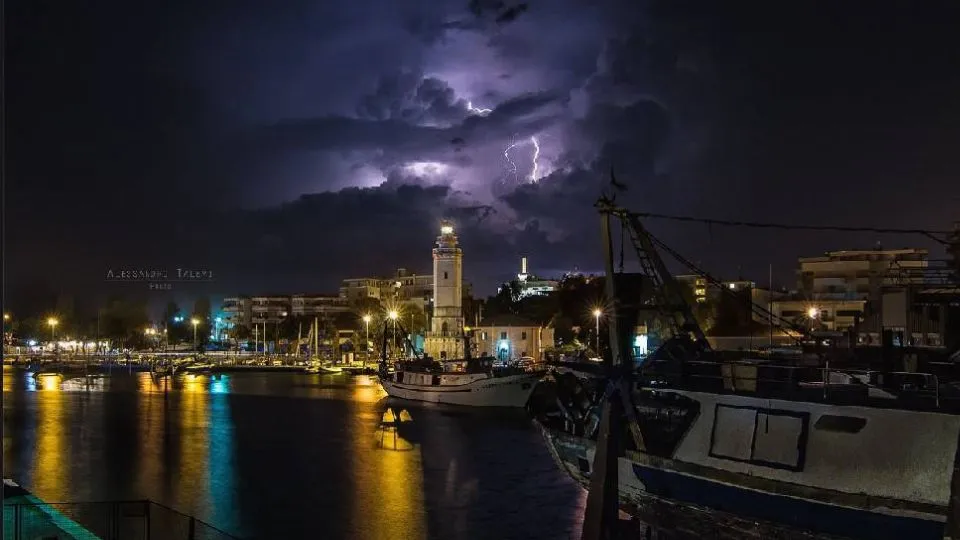 il faro di Rimini (Alessandro Talevi)

