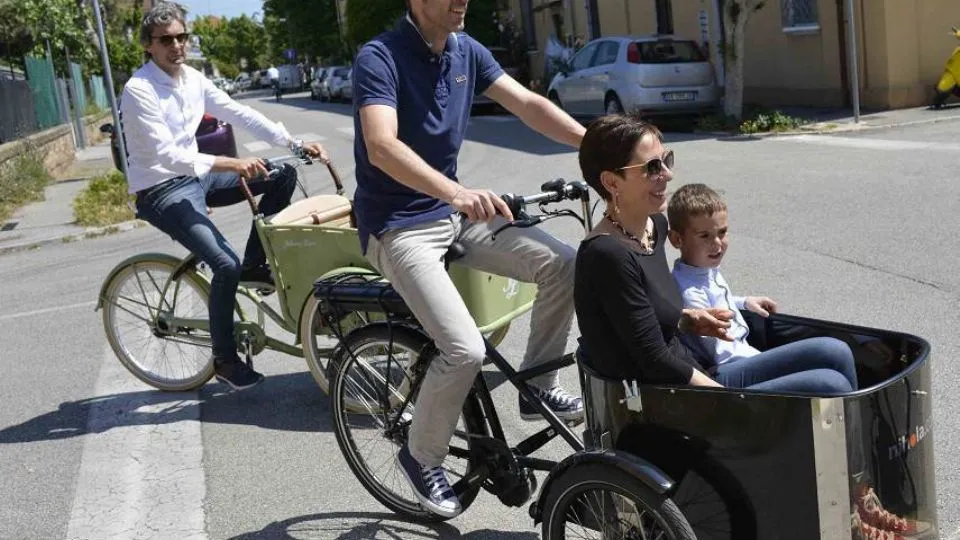 il giro inaugurale (foto Gallini)