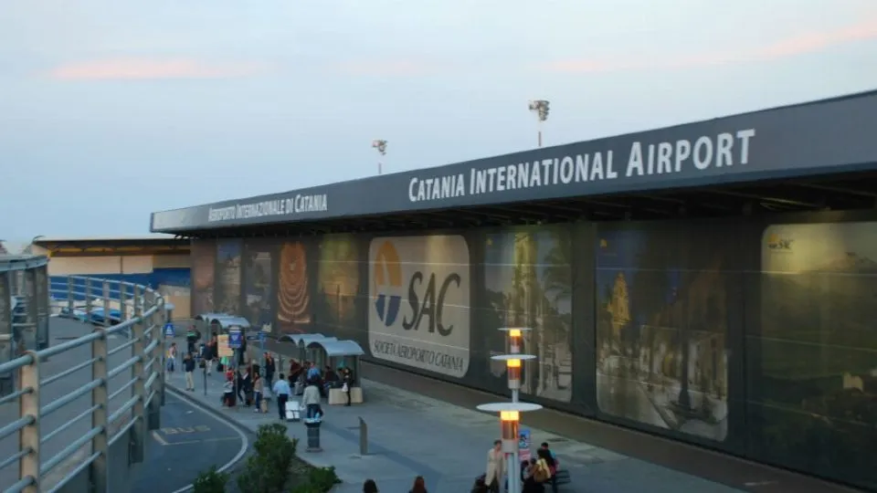 l’aeroporto di Catania
