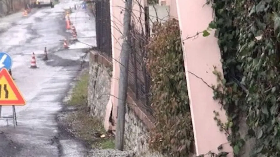 le frane via Serra nel 2016