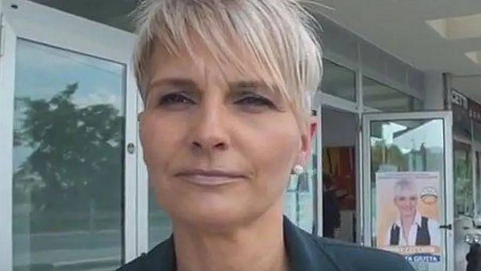 Sindaca Mirna Cecchini