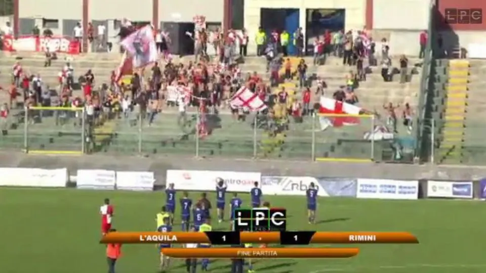Il saluto dei giocatori ai tifosi (Sportube)