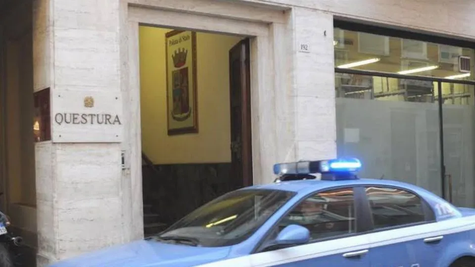 la Questura di Riimni