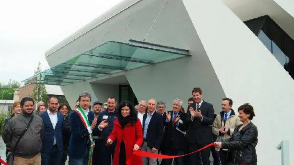 il taglio del nastro del Tempio Crematorio
