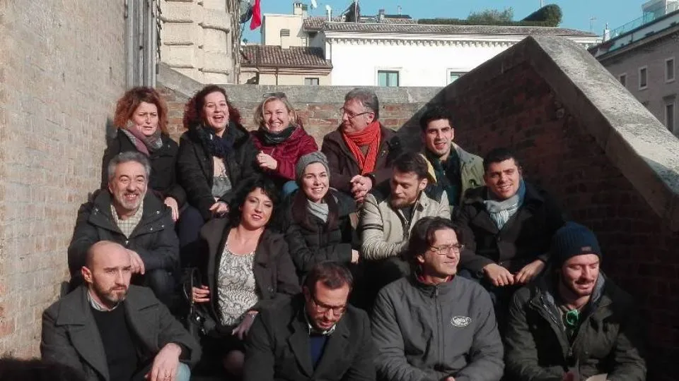 Foto di gruppo alla presentazione del candidato sindaco del M5S Davide Grassi
