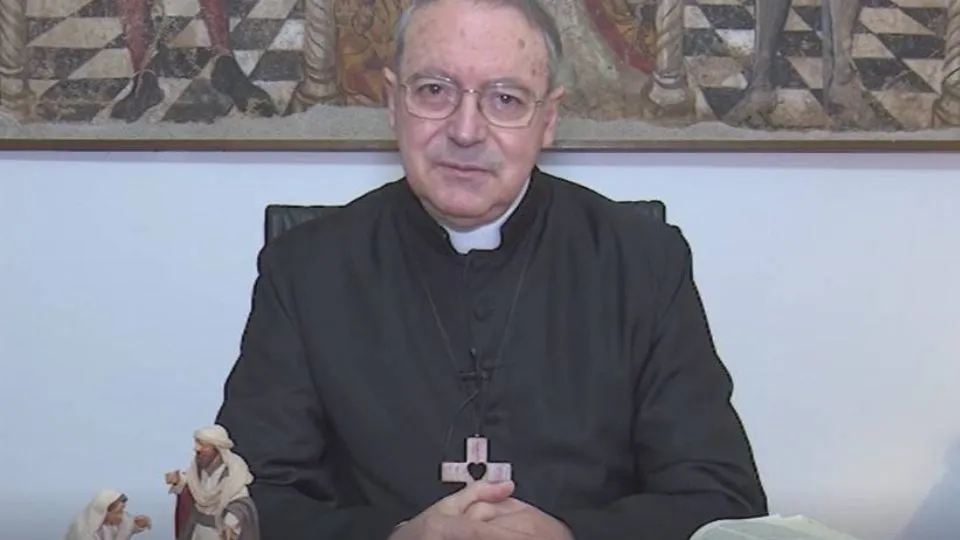 il vescovo Lambiasi