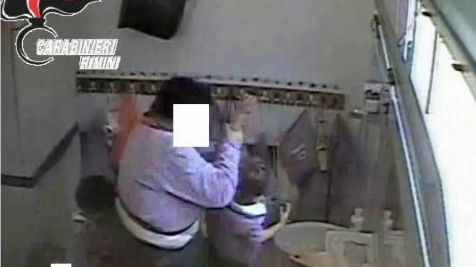 un’immagine dei maltrattamenti