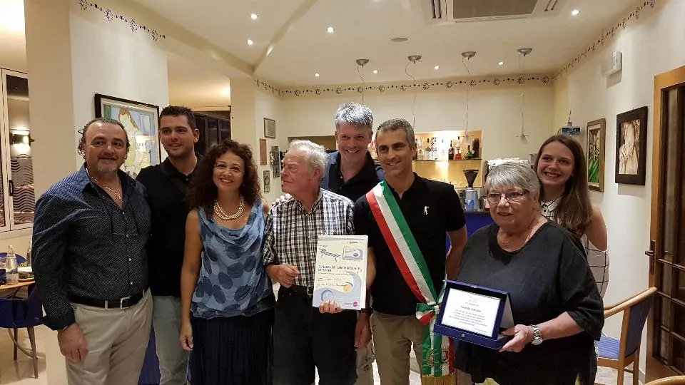 L’assessore Sadegholvaad con la famiglia Klenke