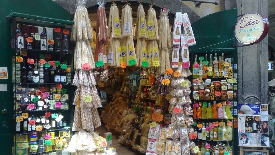 La pasta preconfezionata tra i prodotti interessati dalle nuove regole