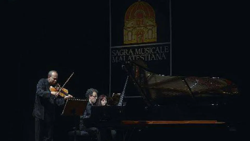 un momento della presentazione al Teatro degli Atti