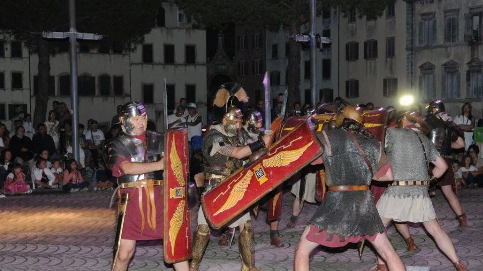 Ave Ausustus a Italia in Miniatura
