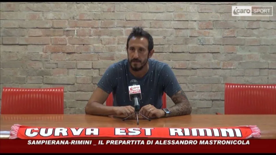 Alessandro Mastronicola durante il prepartita

