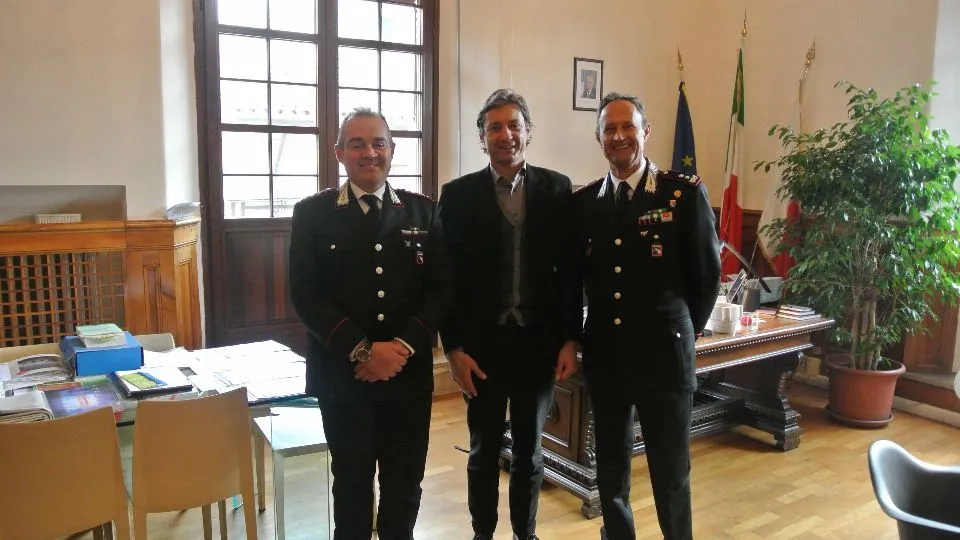 Il sindaco Gnassi tra il generale Fischione ed il colonello Conio
