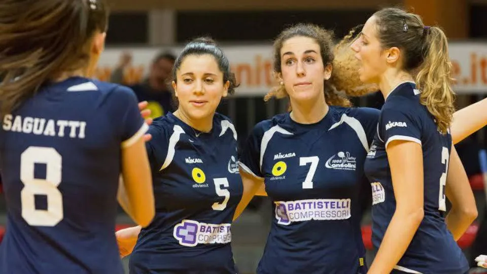 Esultanza di gruppo (Saguatti 8, Battistoni 5, Spadoni 7, Tallevi 2)