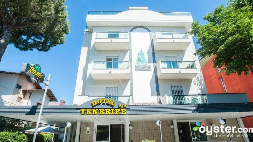 l’albergo dove alloggiava il giovane