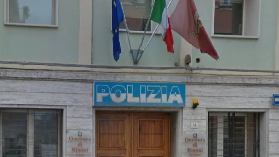 l’ufficio immigrazione della Questura