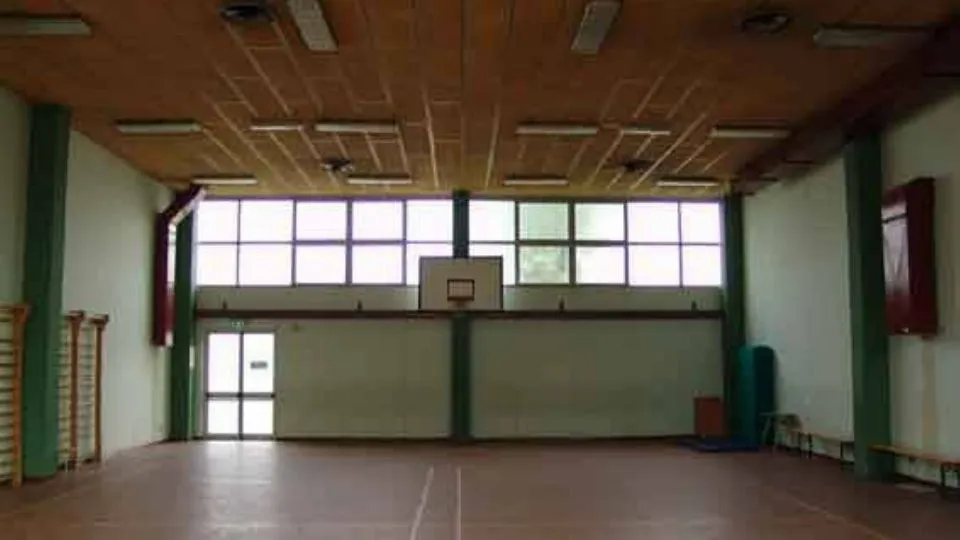 la palestra delle scuole Casti