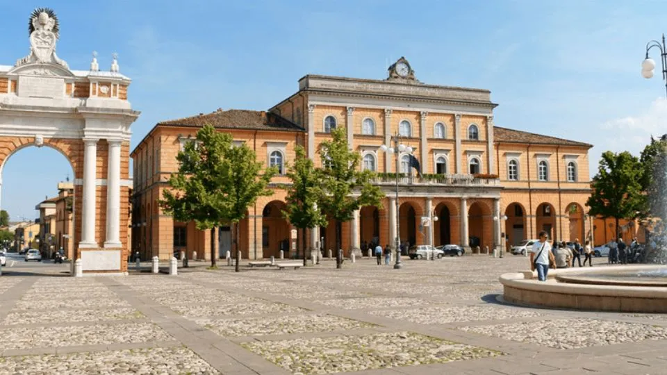 Piazza Ganganelli
