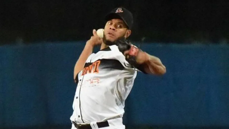 Josè Rosario @Marcello Massari (baseballrimini.net)
