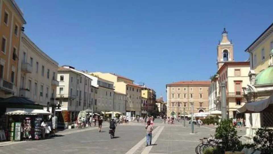 piazza tre martiri