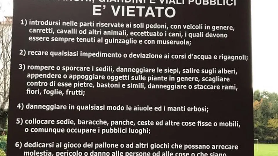 il cartello al parco della Resistenza, attenzione al punto 6
