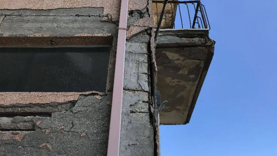 un particolare dell’ex villa Manzi