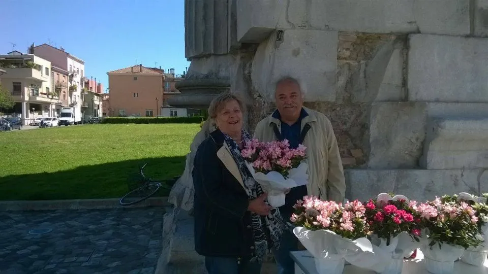 Il banchetto all’arco d’Augusto
