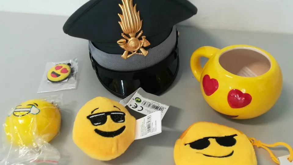 i gadget emoji sequestrati