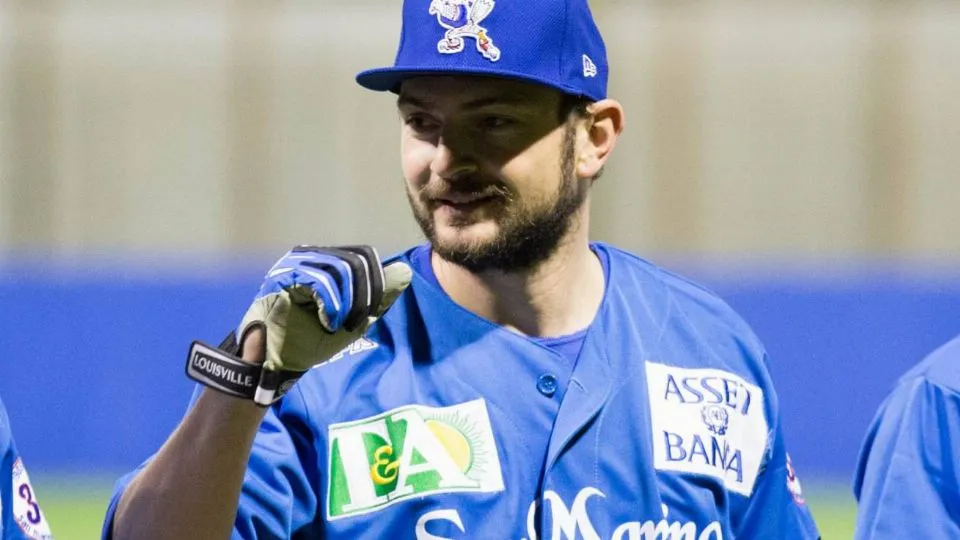 Mario Chiarini (Luciano Canale)