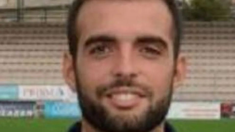 Petti con la maglia del Gubbio
