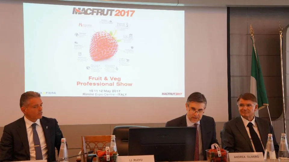 Il Vice Ministro Andrea Olivero alla conferenza stampa di Presentazione di Macfrut 2017 a Roma